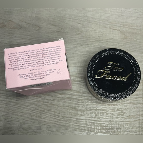 Too Faced Ethereal Setting Powder Translucent - Picture 8 of 9